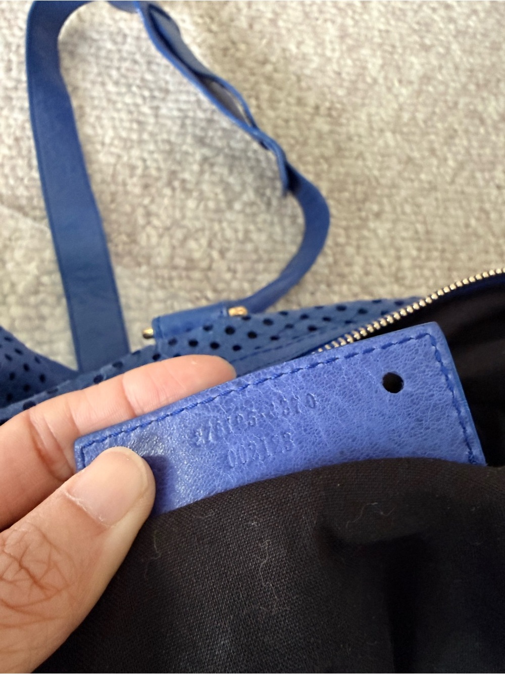 Balenciaga 2013 Blue Cross Perforated Lambskin Motorcycle City Bag (large) - Picture 16 of 17